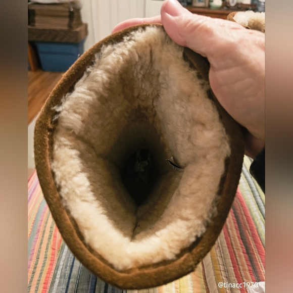 Bearpaw Emma Tall Boot - Picture 5 of 5